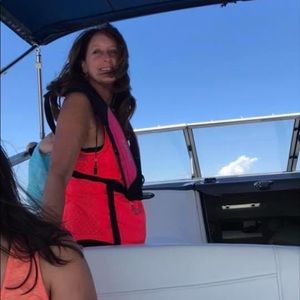 Meet your Posher, Paula